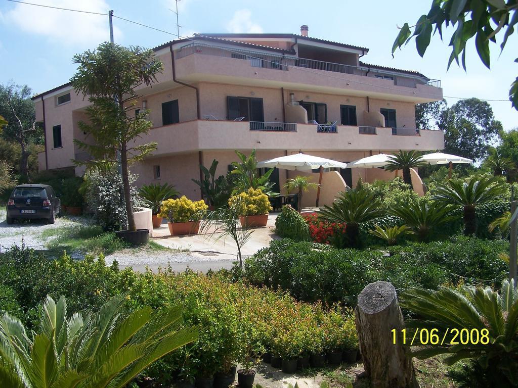Residence Floritalia - Ricarica Auto Elettriche Santa Domenica  Exterior foto